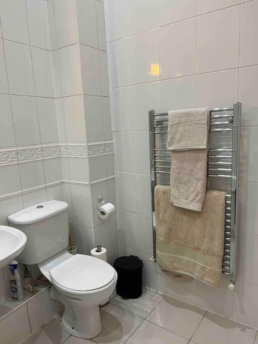 Victorian Stay In Ocean Village 南安普敦 外观 照片